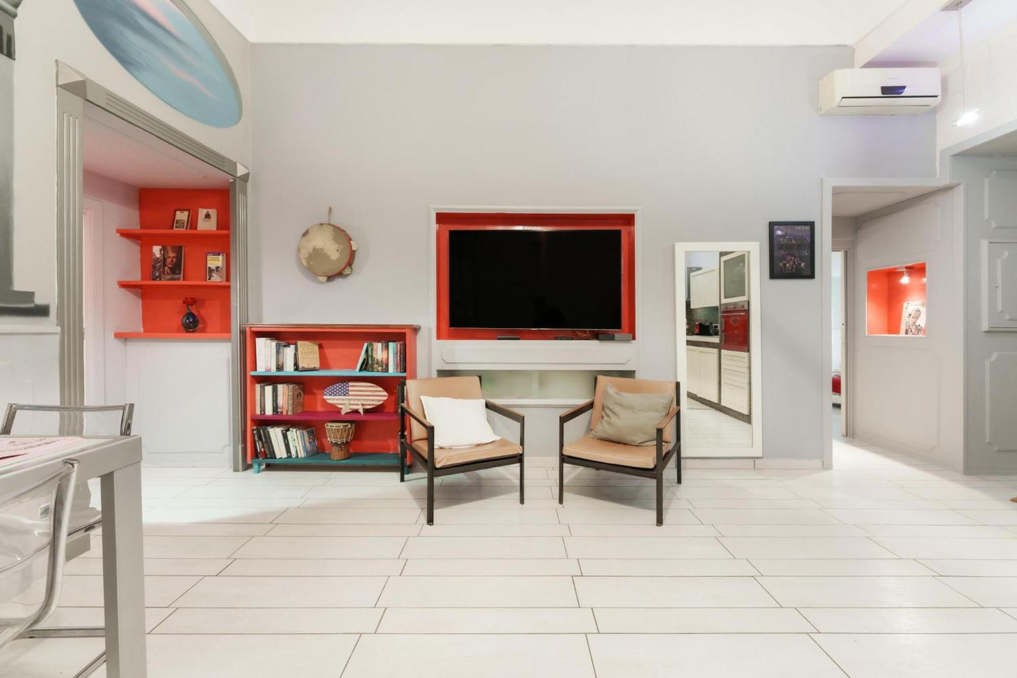 Art-filled, Luxury Finished 2br Escape In Vomero Appartamento *