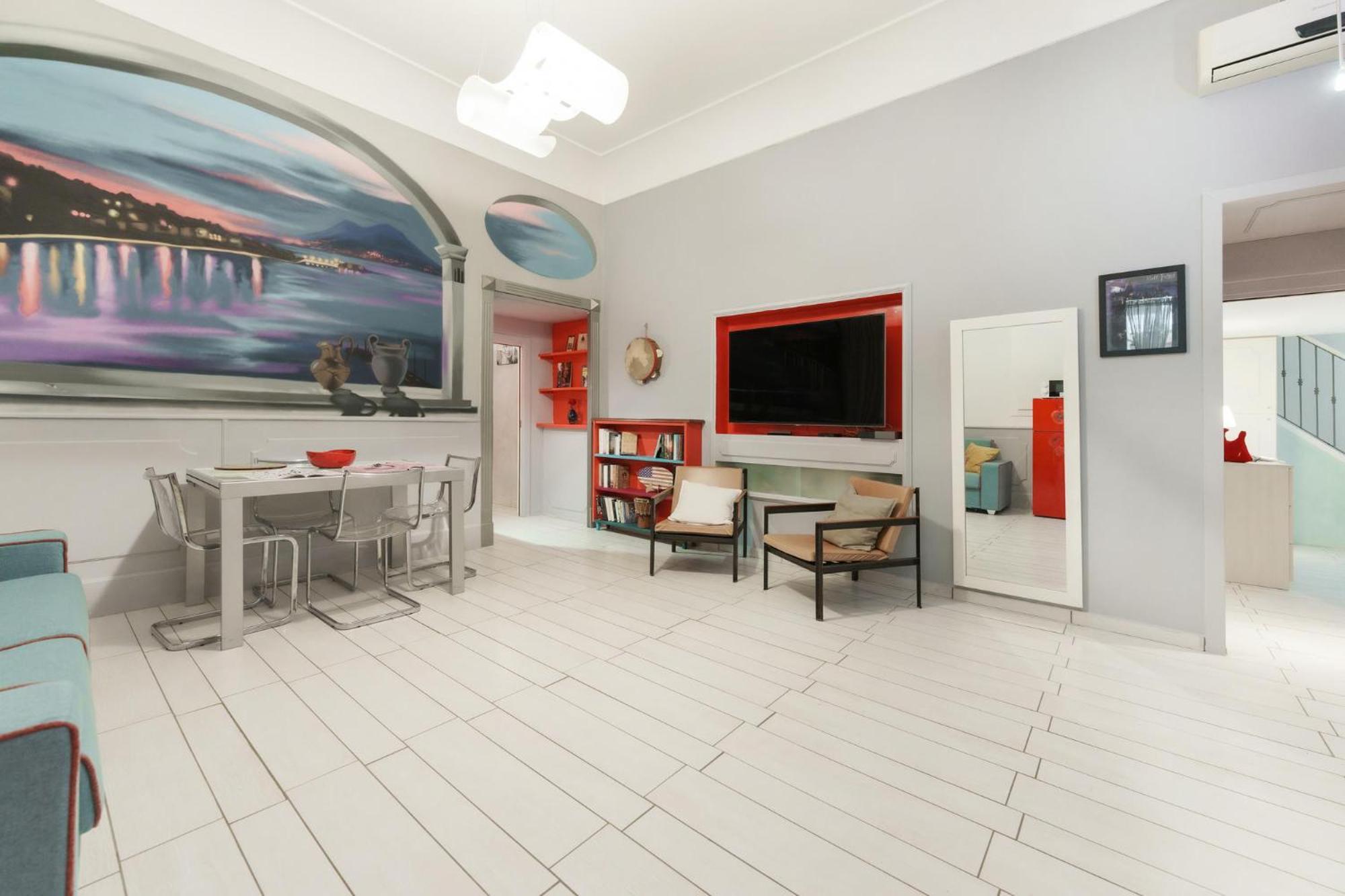 Art-filled, Luxury Finished 2br Escape In Vomero Appartamento