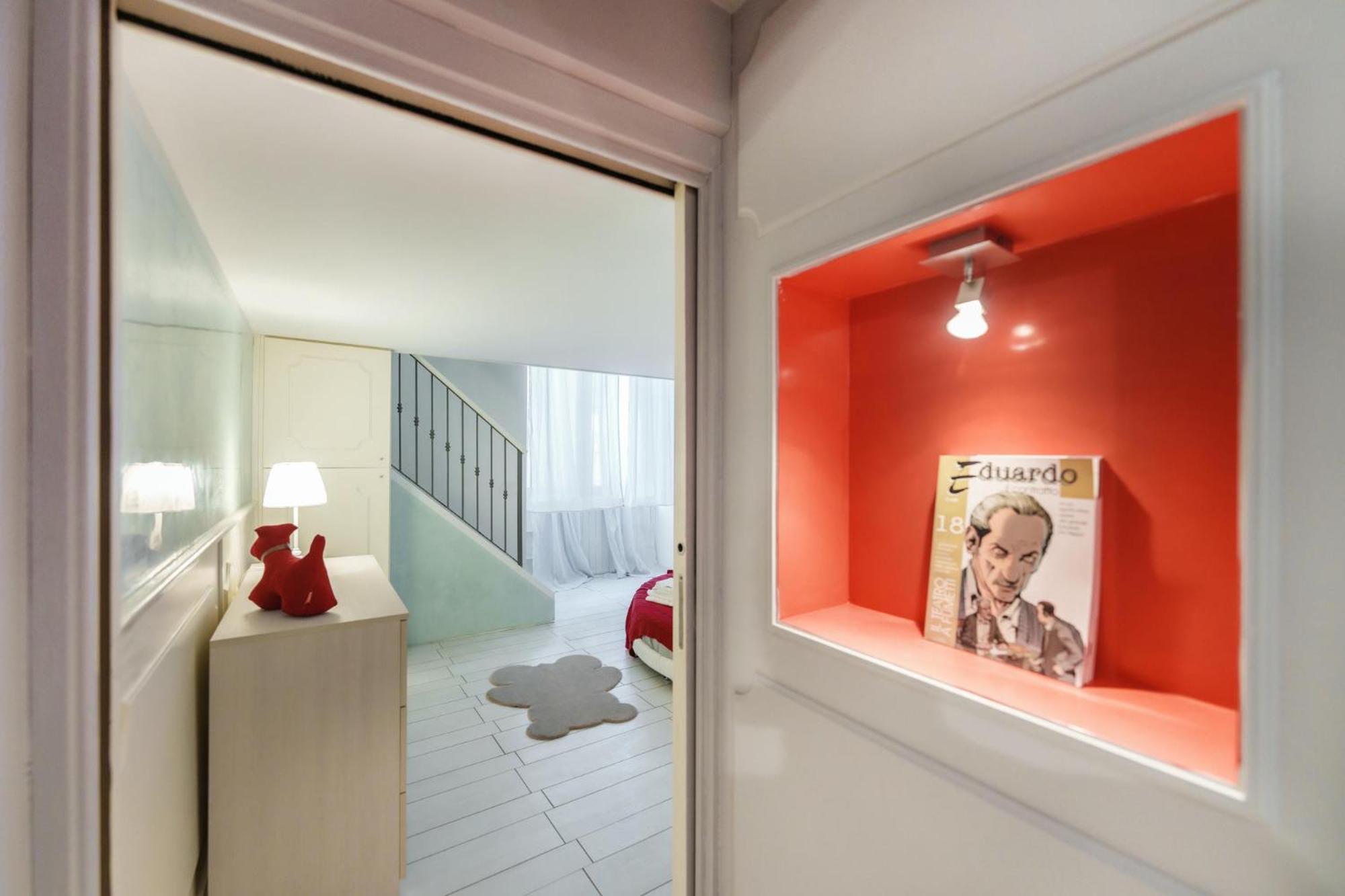 Art-filled, Luxury Finished 2br Escape In Vomero Appartamento Napoli