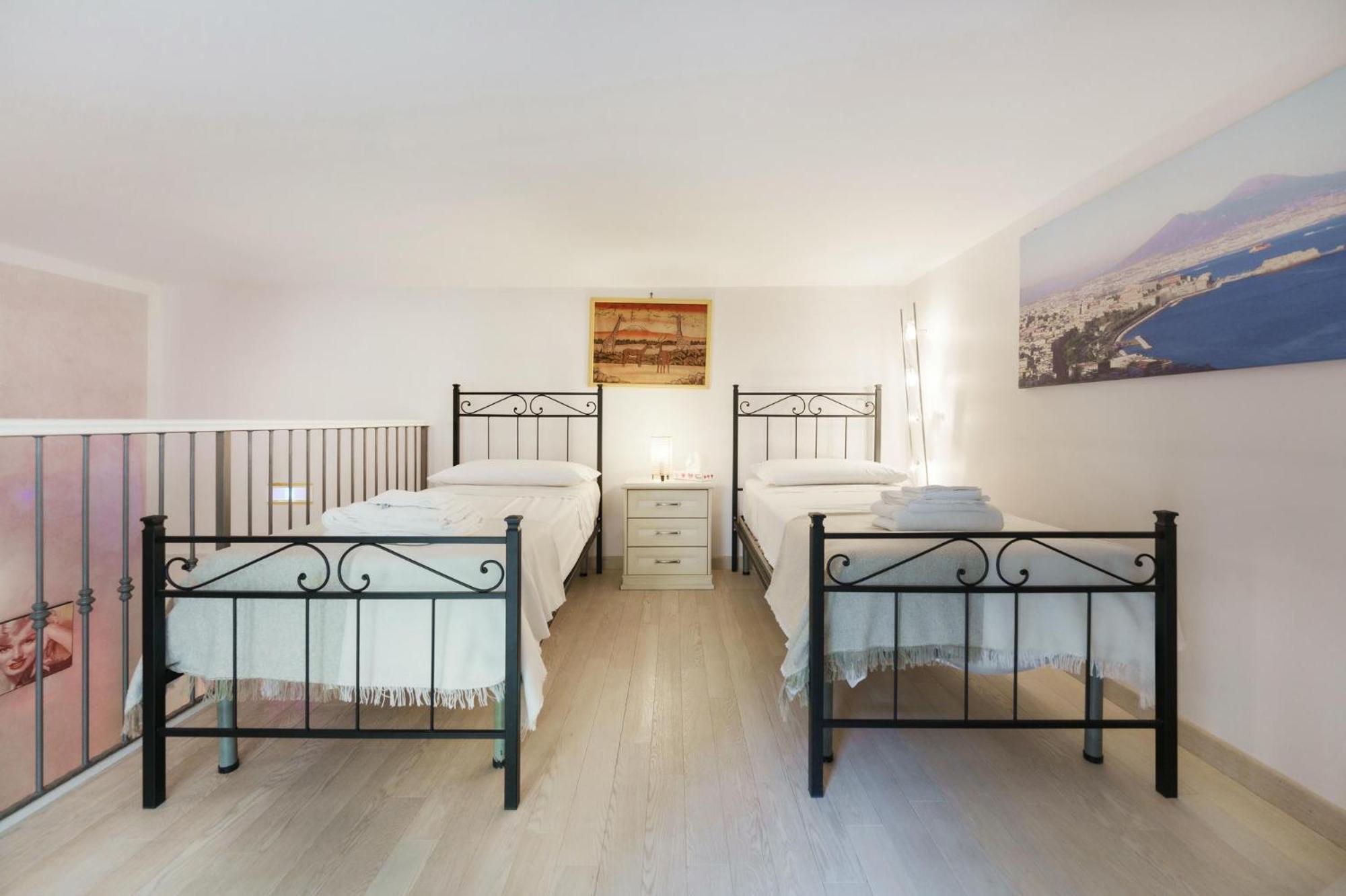 Art-filled, Luxury Finished 2br Escape In Vomero Appartamento Napoli
