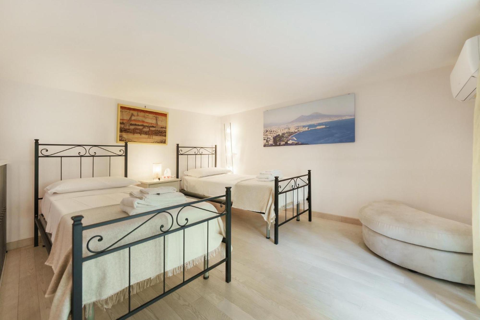 Appartamento Art-filled, Luxury Finished 2br Escape In Vomero